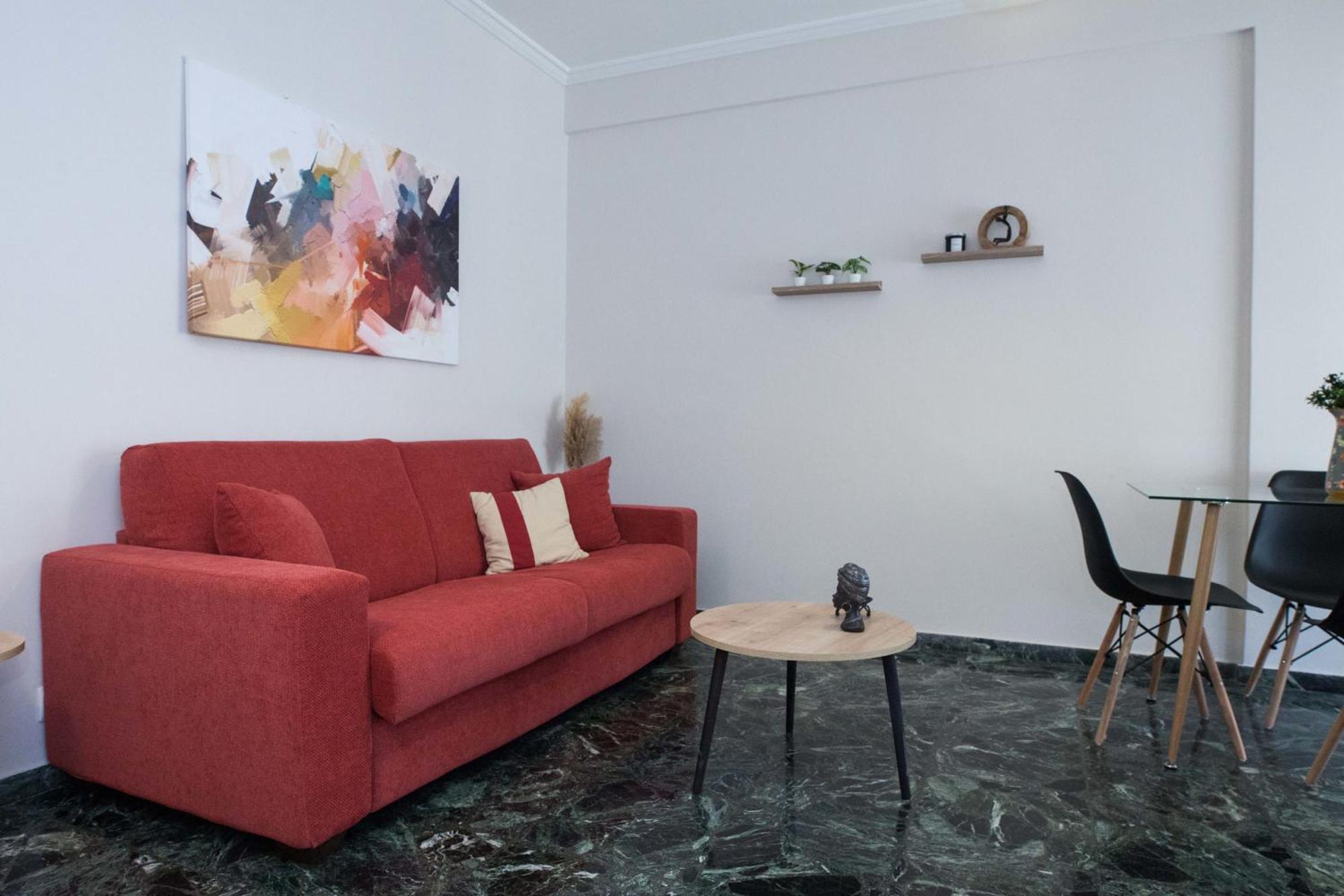 Modern 1 Bd Balcony Apt Near Metro In Kato Patisia Athens Exterior photo